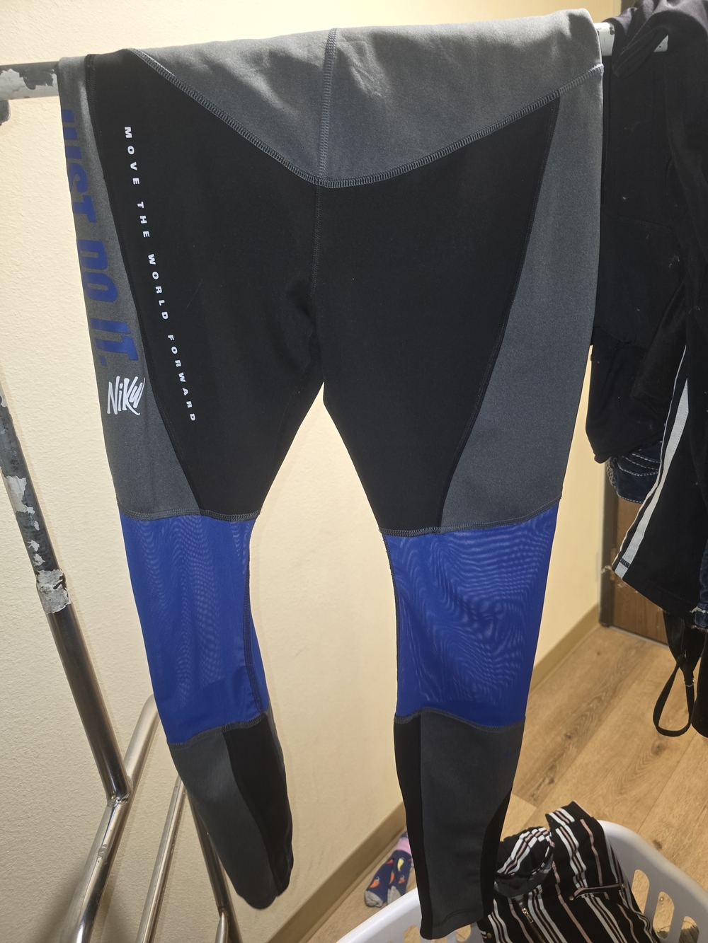 Nike Men’s Black/Gray/Blue Swim Tights
